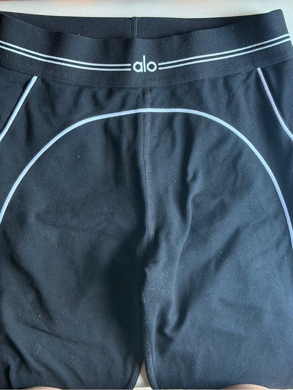Alo Yoga Heart Throb Legging